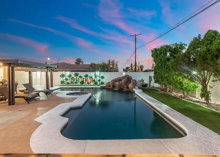 5br Pool Games Mini Putt Bbq Patio & Firepit *
